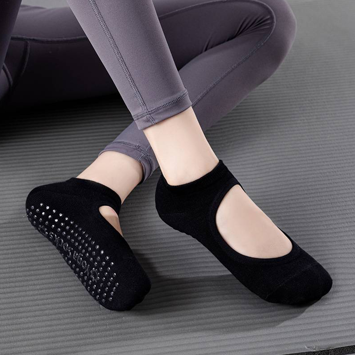 Non-Slip Yoga Socks for Women  - Grip Sock Yoga ulasan dan harga